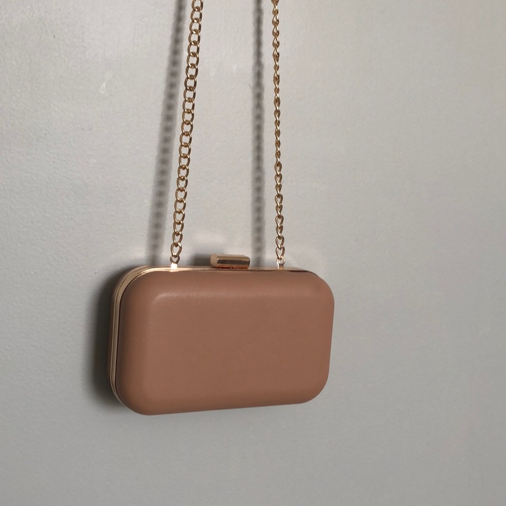 Crossbody Clutch!